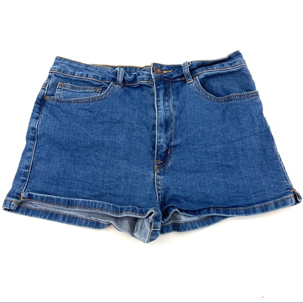 Forever 21 Women’s Blue Jean Shorts 29